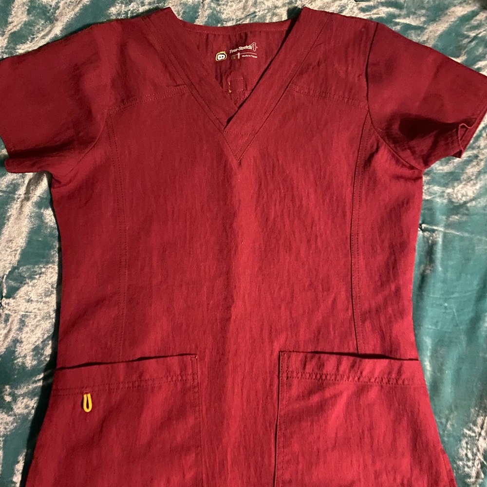 Scrub top
